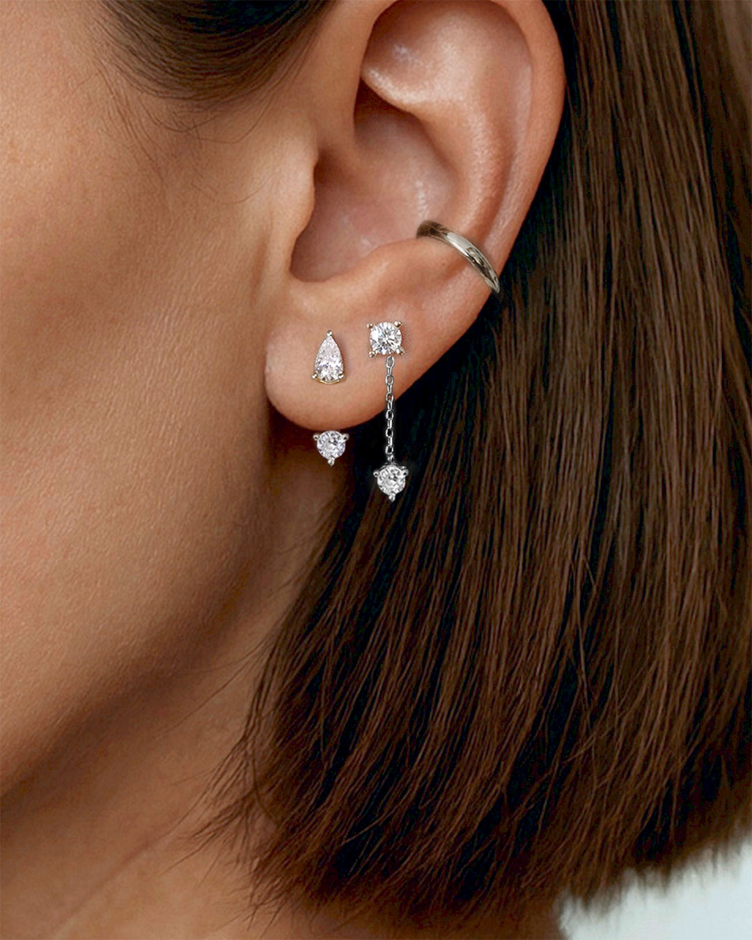 Solitaire Chain Ear Jackets - Silver